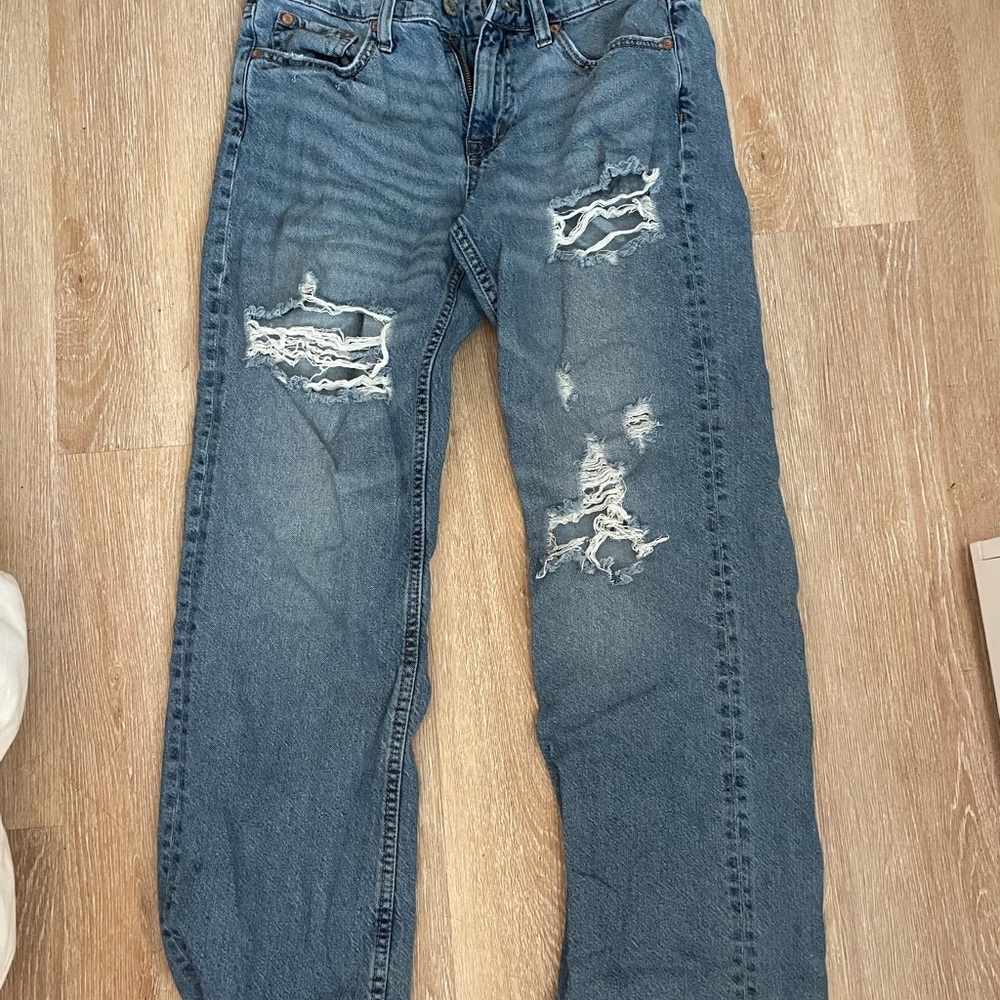 Aeropostale women's Relaxed Fit Distressed Blue Jeans